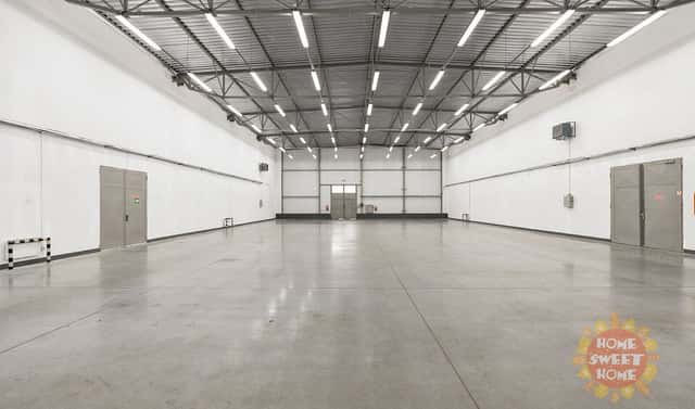 Pronájem skladovacích prostor 1 395 m², Ve žlíbku, Praha 9 – Horní Počernice
