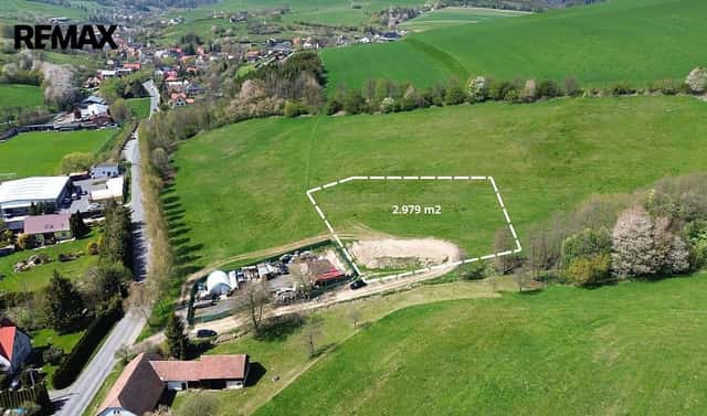 Prodej komerčního pozemku 2 979 m², Kateřinice, okres Vsetín