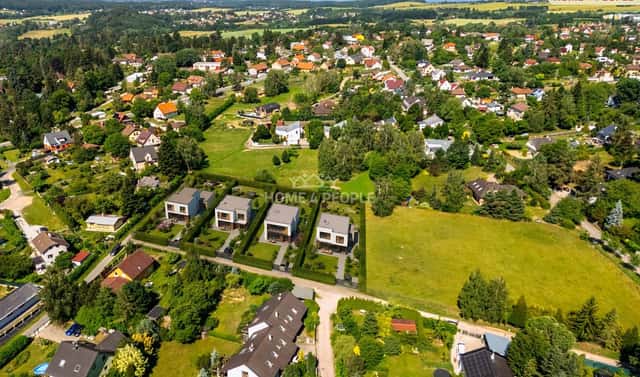 Prodej stavebního pozemku 2 466 m², Na Vyhlídce, Kamenice – Nová Hospoda, okres Praha-východ