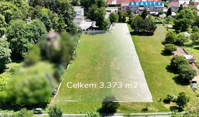 Prodej stavebního pozemku 3 373 m², Kroměříž – Vážany