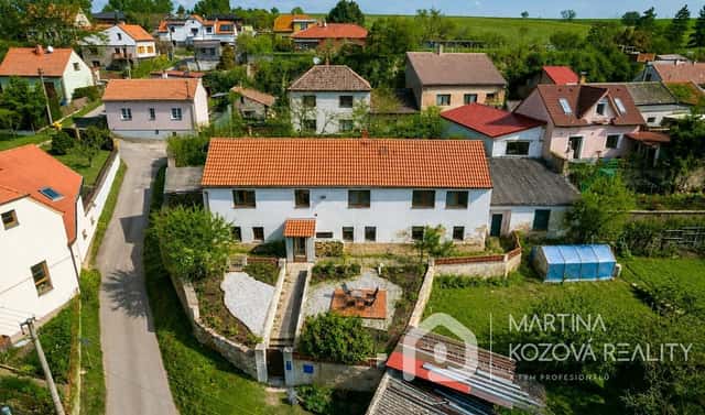 Prodej domu 165 m² s pozemkem 857 m², Koleč, okres Kladno