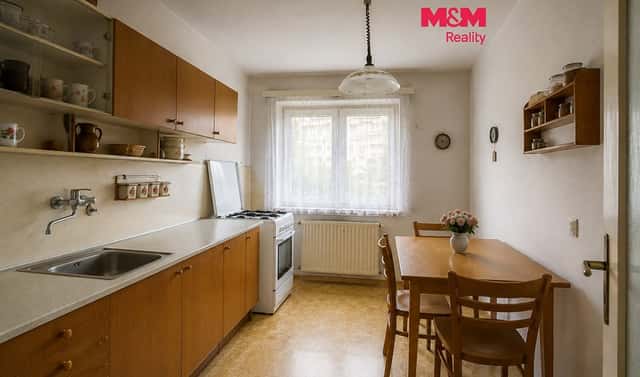 Prodej bytu 3+1 67 m², Kpt. Jaroše, Hranice – Hranice I-Město, okres Přerov