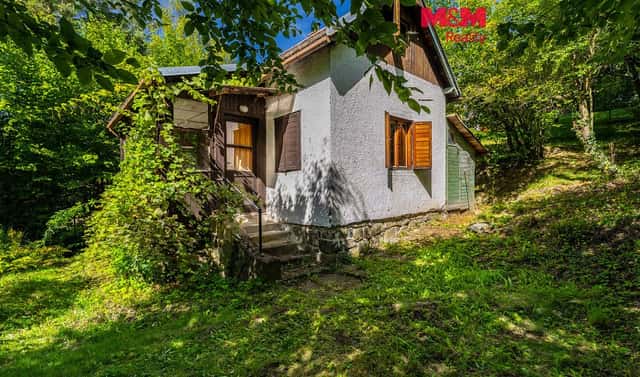 Prodej chaty/chalupy 51 m² s pozemkem 658 m², Stříbrná Skalice, okres Praha-východ
