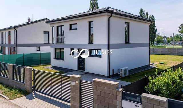 Prodej domu 141 m² s pozemkem 769 m², Na Kopci, Pečky – Velké Chvalovice, okres Kolín