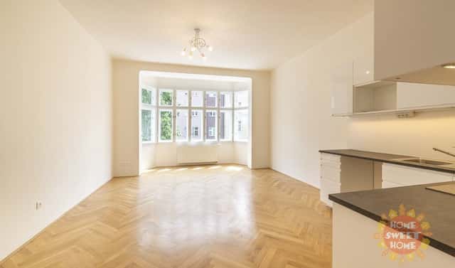 Pronájem bytu 2+kk 58 m², Zelená, Praha 6 – Bubeneč