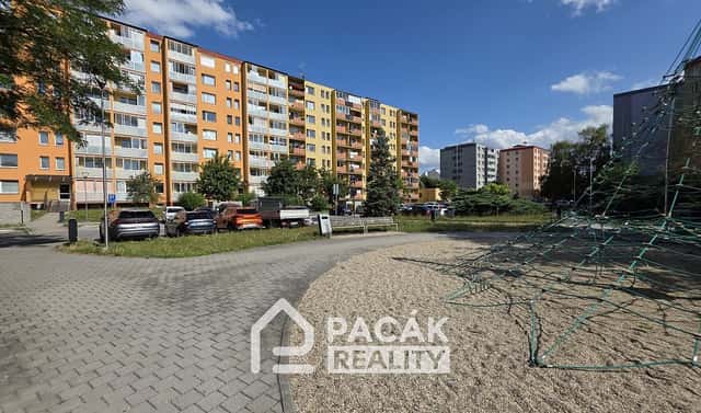 Prodej bytu 3+kk 58 m², Na Hrázi, Hranice – Hranice I-Město, okres Přerov