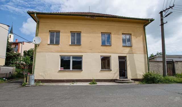 Prodej domu 680 m² s pozemkem 874 m², Pitín, okres Uherské Hradiště