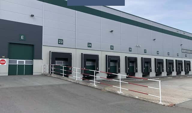 Pronájem skladovacích prostor 5 800 m², Štěnovice, okres Plzeň-jih