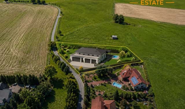 Prodej stavebního pozemku 2 011 m², Dvorce, okres Jihlava
