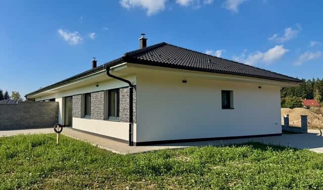 Prodej domu 111 m² s pozemkem 671 m², Struhařov, okres Praha-východ