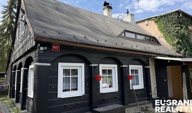 Prodej domu 250 m² s pozemkem 1 246 m², Lesní, Krásná Lípa, okres Děčín