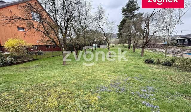 Prodej stavebního pozemku 813 m², Hvozdenská, Zlín – Lužkovice