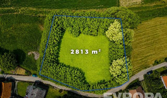 Prodej stavebního pozemku 2 813 m², Sendražice, okres Hradec Králové