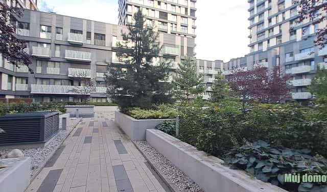 Pronájem bytu 2+1 79 m², Olšanská, Praha 3 – Žižkov