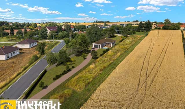 Prodej stavebního pozemku 1 975 m², Sulice, okres Praha-východ
