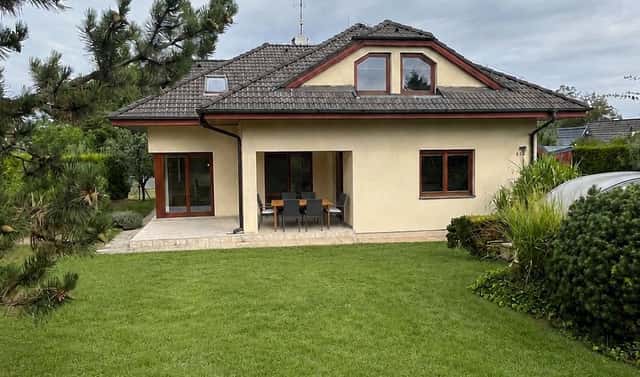 Prodej domu 270 m² s pozemkem 654 m², Holubí, Jesenice, okres Praha-západ