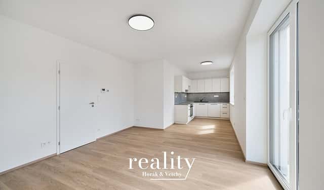 Pronájem bytu 2+kk 49 m², Vančurova, Znojmo
