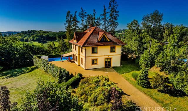 Prodej komerčního objektu (jiného typu) 327 m², Sázava – Čeřenice, okres Benešov