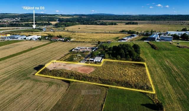 Prodej komerčního pozemku 11 525 m², Pod Strání, Hůry, okres České Budějovice