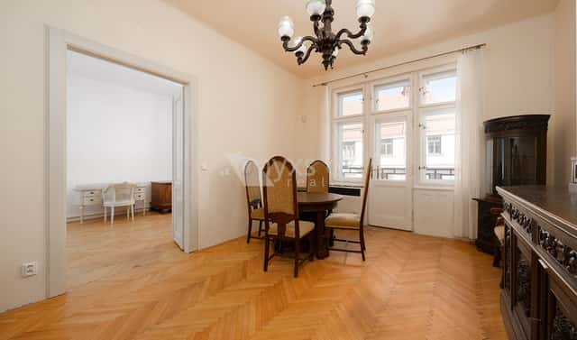 Pronájem bytu 3+1 112 m², V. P. Čkalova, Praha 6 – Bubeneč
