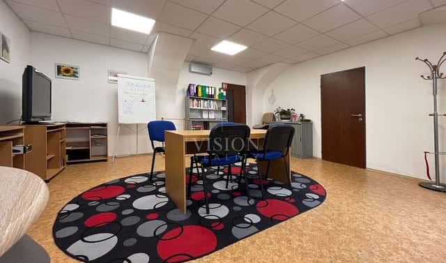 Pronájem kanceláře 52 m², Kmentova, Jindřichův Hradec – Jindřichův Hradec II