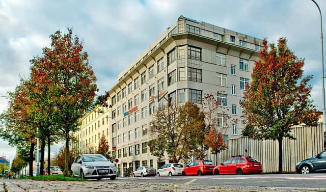Pronájem kanceláře 565 m², U Uranie, Praha 7 – Holešovice
