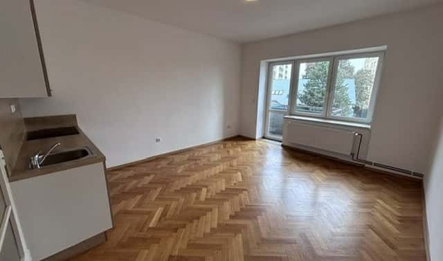 Pronájem bytu 1+kk 22 m², Merhautova, Brno – Černá Pole, okres Brno-město