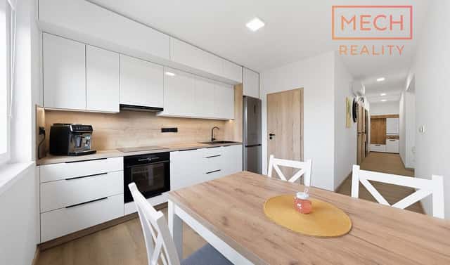 Prodej bytu 2+1 66 m², Nerudova, Hrušovany nad Jevišovkou, okres Znojmo