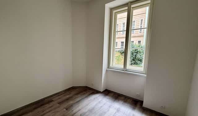 Prodej bytu 1+kk 15 m², Přibyslavská, Praha 3 – Žižkov