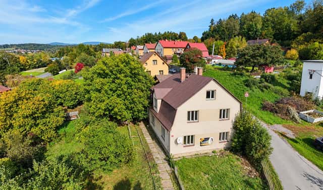 Prodej domu 196 m² s pozemkem 1 260 m², Chotěvice, okres Trutnov