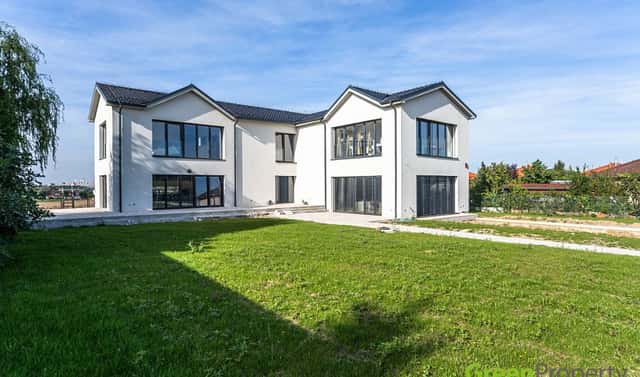 Prodej domu 515 m² s pozemkem 1 200 m², V Podlesí, Jesenice – Zdiměřice, okres Praha-západ