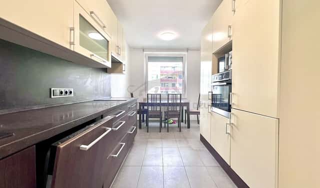 Pronájem bytu 3+1 75 m², Voskovcova, Praha 5 – Hlubočepy