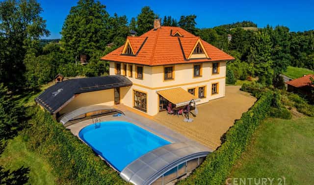Prodej domu 327 m² s pozemkem 5 036 m², Sázava, okres Benešov