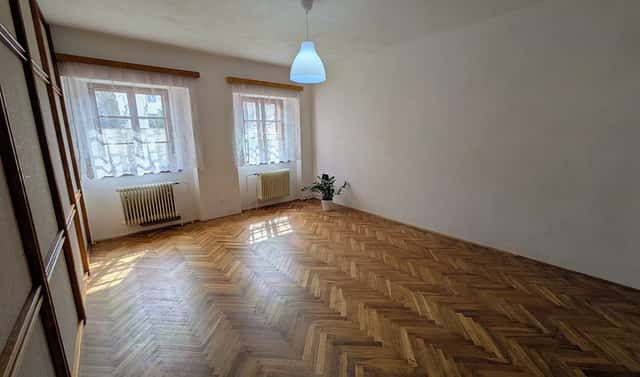 Pronájem bytu 2+kk 63 m², Alšovo nám., Písek – Vnitřní Město