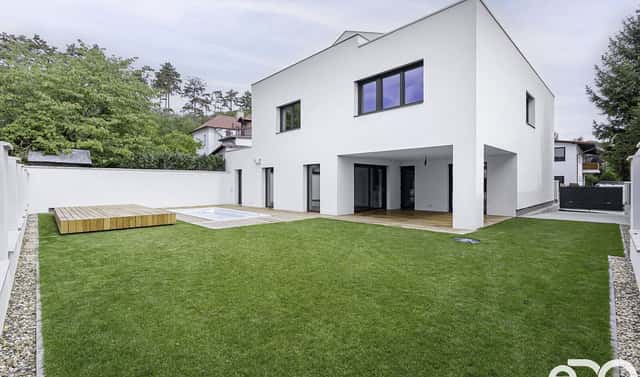 Prodej domu 375 m² s pozemkem 485 m², Vošahlíkova, Praha 4 – Modřany