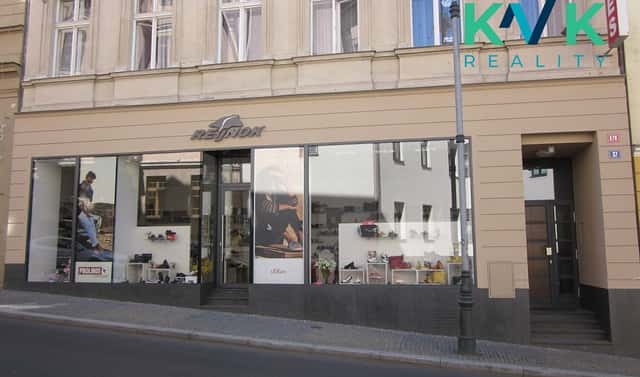 Pronájem obchodních prostor 20 m², Krále Jiřího, Karlovy Vary