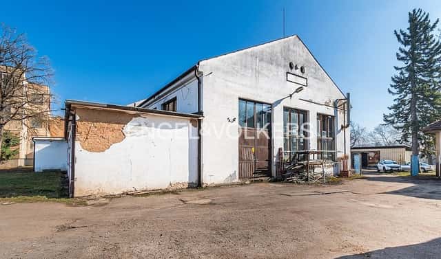 Pronájem skladovacích prostor 474 m², Hlavní, Panenské Břežany, okres Praha-východ
