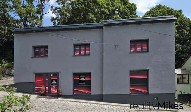 Pronájem obchodních prostor 351 m², Na Žižkově, Liberec – Liberec VI-Rochlice