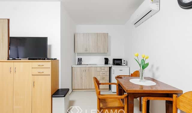 Pronájem bytu 1+kk 20 m², Hrádecká, Jaroslavice, okres Znojmo