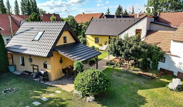 Prodej domu 178 m² s pozemkem 856 m², Kostomlaty nad Labem – Hronětice, okres Nymburk