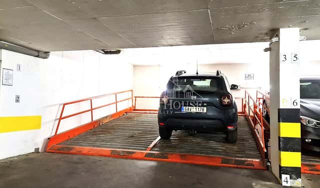 Pronájem parkovacího místa v podzemní garáži, Praha 2 - Vinohrady, zakladač, Máchova, Praha 2 – Vinohrady