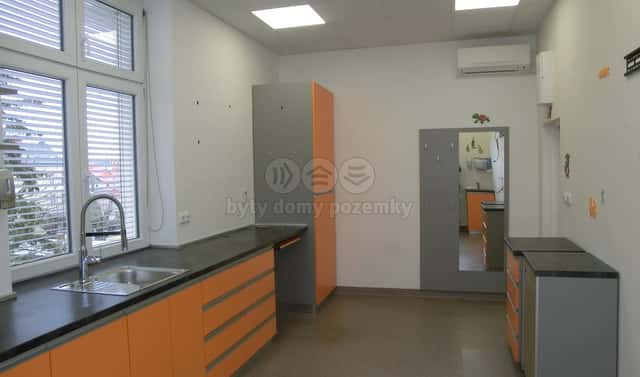 Prodej obchodních prostor 17 m², Opava – Předměstí