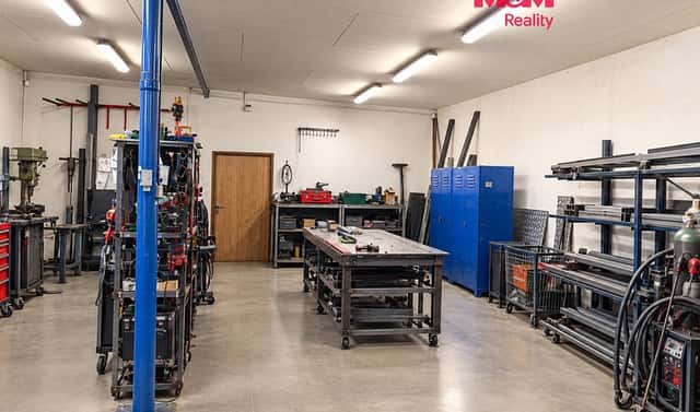 Pronájem obchodních prostor 171 m², Tišnovská, Kuřim, okres Brno-venkov