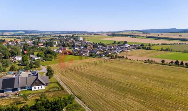 Prodej stavebního pozemku 14 349 m², Bezděkov nad Metují, okres Náchod