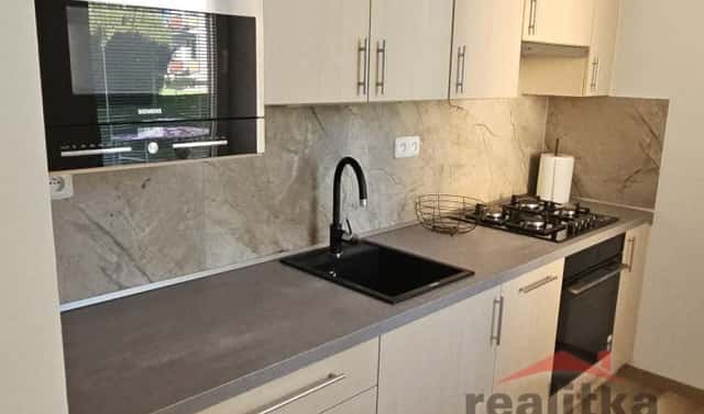 Pronájem bytu 1+1 36 m², U Střelnice, Opava – Předměstí