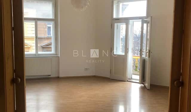 Pronájem bytu 2+1 68 m², Praha 5