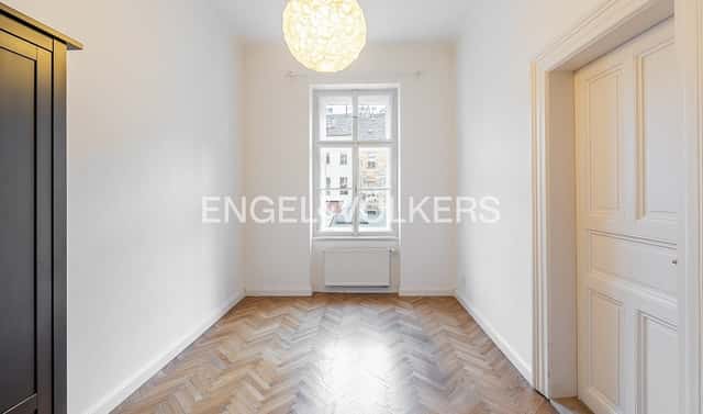 Pronájem bytu 1+1 35 m², Plzeňská, Praha 5 – Smíchov