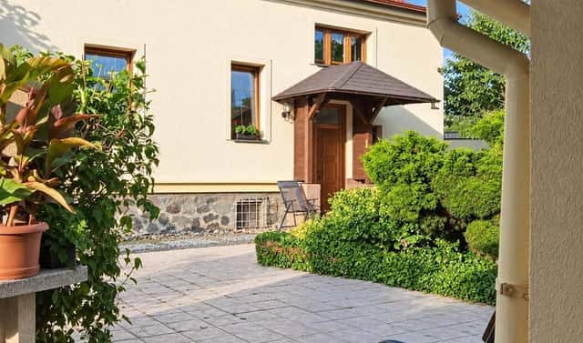 Prodej domu 220 m² s pozemkem 1 490 m², U Lékárny, Odolena Voda, okres Praha-východ