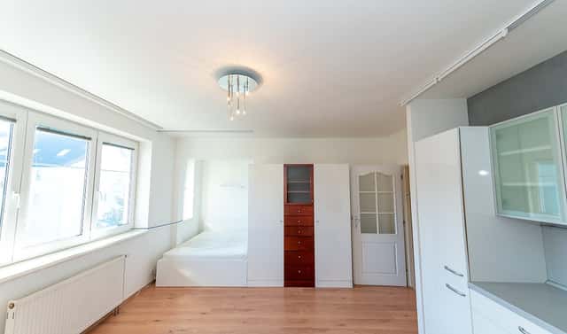 Pronájem bytu 1+kk 30 m², K Václavce, Praha 4 – Kunratice