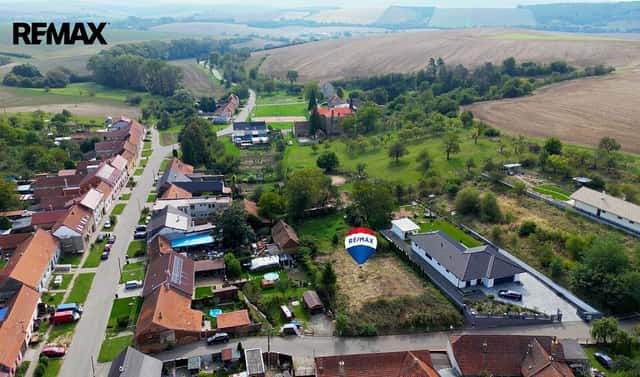Prodej stavebního pozemku 1 361 m², Dobročkovice, okres Vyškov